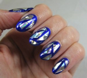 Dramatic glass nails